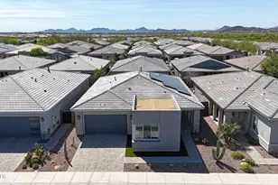 2831 E Robin Ln, Phoenix, AZ 85050 - Photo 3