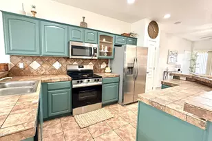 43982 W Garden Ln, Maricopa, AZ 85139 - Photo 3