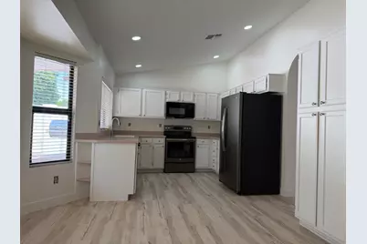 8956 E Voltaire Drive, Scottsdale, AZ 85260 - Photo 3