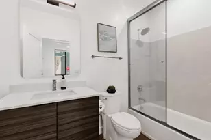 4220 N 32nd St, Phoenix, AZ 85018 - Photo 11