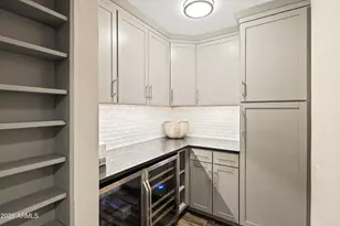 8543 E Mitchell Dr, Scottsdale, AZ 85251 - Photo 17