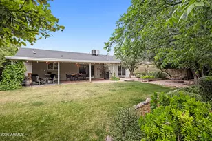 8543 E Mitchell Dr, Scottsdale, AZ 85251 - Photo 33