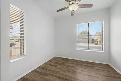 924 E Wagoner Road, Phoenix, AZ 85022 - Photo 15
