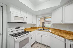924 E Wagoner Rd, Phoenix, AZ 85022 - Photo 7