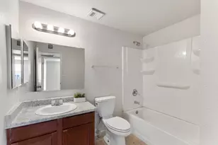 7422 W Turney Ave, Phoenix, AZ 85033 - Photo 25