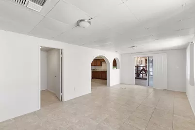 7422 W Turney Avenue, Phoenix, AZ 85033 - Photo 17