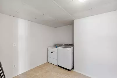 7422 W Turney Avenue, Phoenix, AZ 85033 - Photo 19