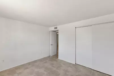 7422 W Turney Avenue, Phoenix, AZ 85033 - Photo 33