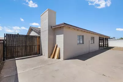 7422 W Turney Avenue, Phoenix, AZ 85033 - Photo 39