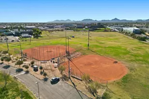 18239 N 40th St, Phoenix, AZ 85032 - Photo 31