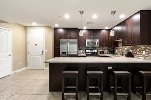 5450 E Deer Valley Dr, Phoenix, AZ 85054 - Photo 7