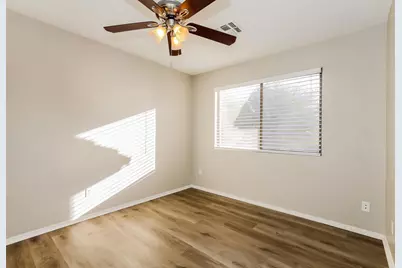 1905 N 129th Avenue, Avondale, AZ 85392 - Photo 11