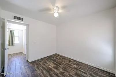 801 E North Lane #1, Phoenix, AZ 85020 - Photo 23