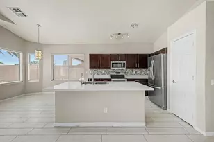 1331 W Blue Ridge Ct, Chandler, AZ 85248 - Photo 9