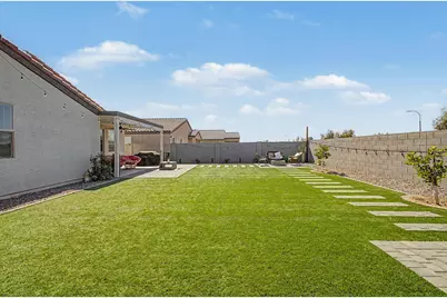 2548 W Grenadine, Phoenix, AZ 85041 - Photo 31