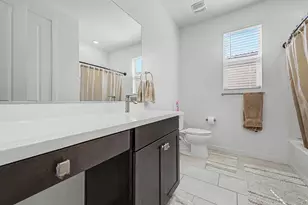 2548 W Grenadine Rd, Phoenix, AZ 85041 - Photo 21