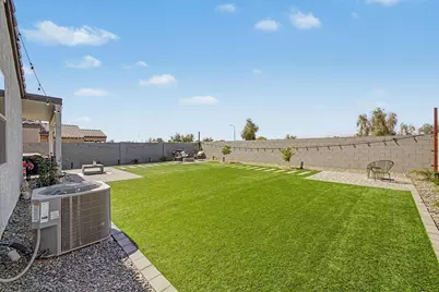 2548 W Grenadine Road, Phoenix, AZ 85041 - Photo 33