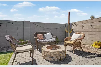 2548 W Grenadine Road, Phoenix, AZ 85041 - Photo 31