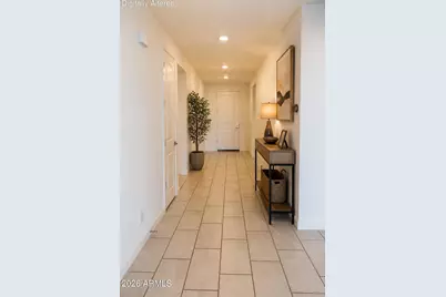 2548 W Grenadine, Phoenix, AZ 85041 - Photo 7