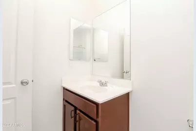 637 E Buckingham Avenue, Gilbert, AZ 85297 - Photo 25
