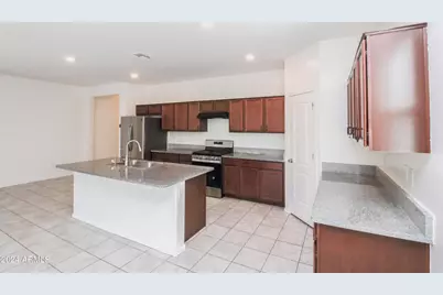 637 E Buckingham Avenue, Gilbert, AZ 85297 - Photo 9