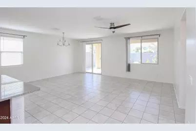 637 E Buckingham Avenue, Gilbert, AZ 85297 - Photo 13