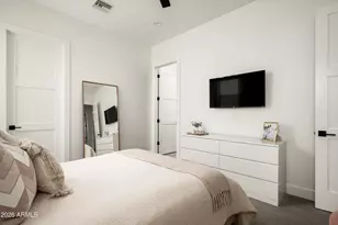 4517 N 39th St, Phoenix, AZ 85018 - Photo 27