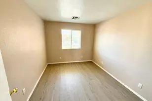 13462 W Young St, Surprise, AZ 85374 - Photo 11