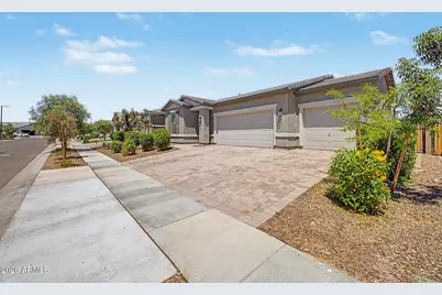 17850 W Running Deer Trail, Surprise, AZ 85387 - Photo 5