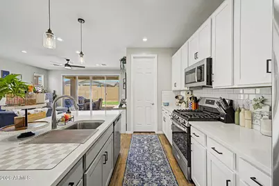 17850 W Running Deer Trail, Surprise, AZ 85387 - Photo 11