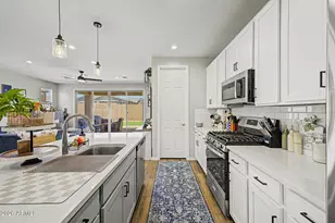 17850 W Running Deer Trl, Surprise, AZ 85387 - Photo 11