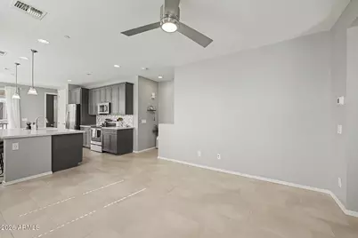1698 E Bridgeport Parkway, Gilbert, AZ 85295 - Photo 7