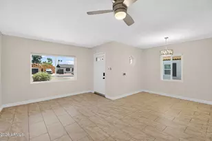 2726 E Fairmount Ave, Phoenix, AZ 85016 - Photo 9