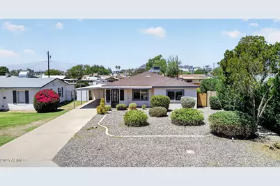 2726 E Fairmount Avenue, Phoenix, AZ 85016 - Photo 35