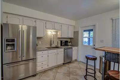 8420 E Keim Drive, Scottsdale, AZ 85250 - Photo 13