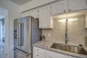 8420 E Keim Dr, Scottsdale, AZ 85250 - Photo 19
