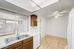 505 N Hobson Plaza, Mesa, AZ 85203 - Photo 13