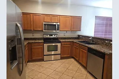 18515 W Caribbean Lane, Surprise, AZ 85388 - Photo 9