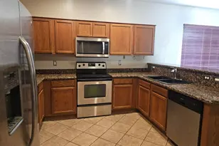 18515 W Caribbean Ln, Surprise, AZ 85388 - Photo 9