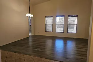 18515 W Caribbean Ln, Surprise, AZ 85388 - Photo 5