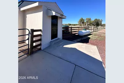 61 N8190 -- #-, Vernon, AZ 85940 - Photo 3