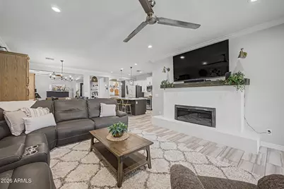 10328 W Alyssa Lane, Peoria, AZ 85383 - Photo 7