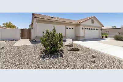10909 E Watford Drive, Sun Lakes, AZ 85248 - Photo 7