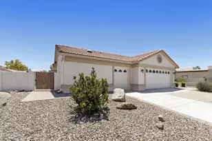 10909 E Watford Dr, Sun Lakes, AZ 85248 - Photo 7