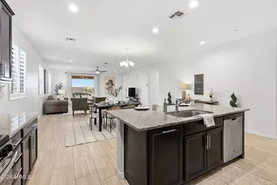 11597 W Andrew Lane, Peoria, AZ 85383 - Photo 7