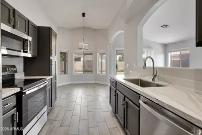 3126 E Capitan Dreyfus Avenue, Phoenix, AZ 85032 - Photo 9