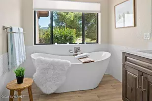 795 E Saddlehorn Rd, Sedona, AZ 86351 - Photo 23