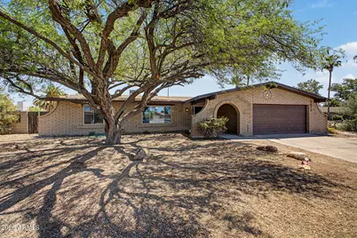 3023 S Carriage Lane, Mesa, AZ 85202 - Photo 1