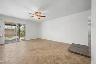 3023 S Carriage Ln, Mesa, AZ 85202 - Photo 9
