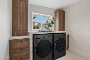 7042 E Orange Blossom Ln, Paradise Valley, AZ 85253 - Photo 23